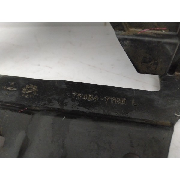 Suporte Esquerdo Radiador Suzuki Grand Vitara 2011 2012