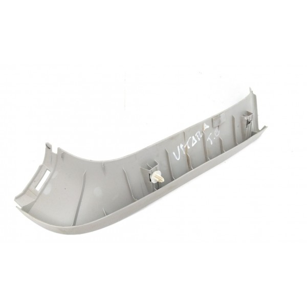 Acabamento Coluna Traseira Esquerda Suzuki Grand Vitara 2012