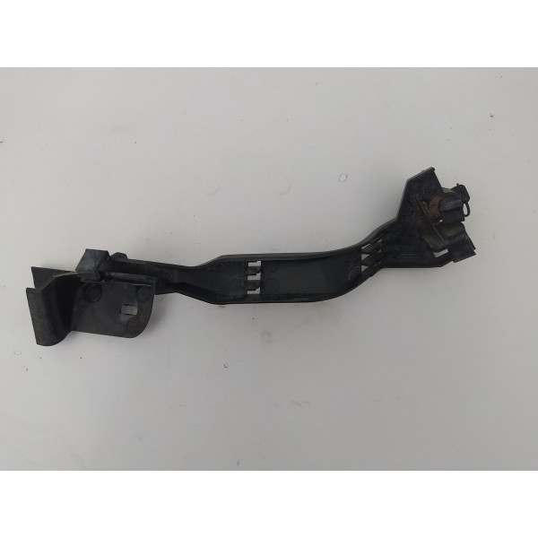 Suporte Abs Dianteiro Esquerdo Mercedes C180 2016