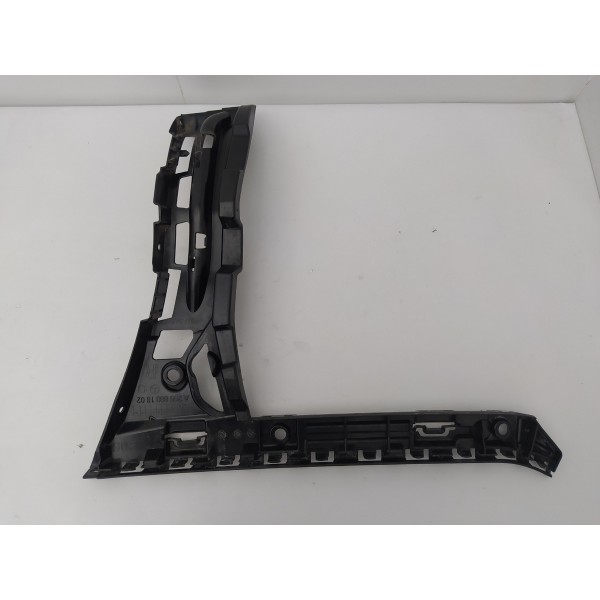 Guia Parachoque Traseiro Direito Mercedes Benz C180 2016