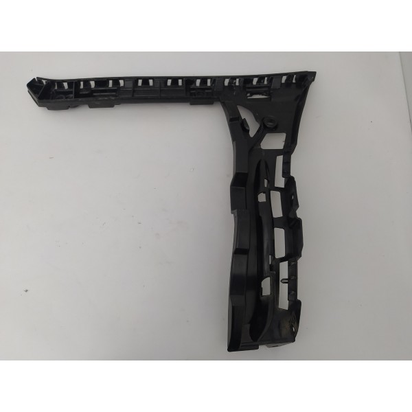 Guia Parachoque Traseiro Direito Mercedes Benz C180 2016