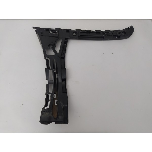 Guia Parachoque Traseiro Direito Mercedes Benz C180 2016