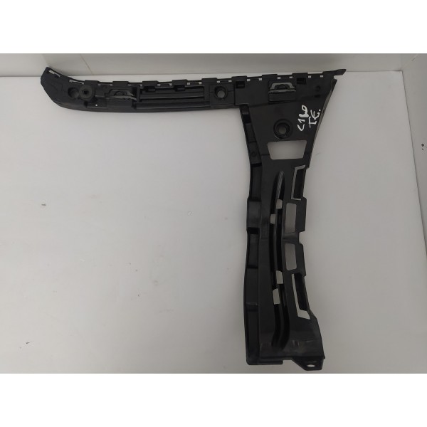 Suporte Guia Parachoque Traseiro Esquerdo C180 2016