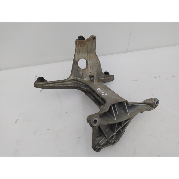 Suporte Intercooler Mercedes Benz C180 1.6 2016 A2740981439