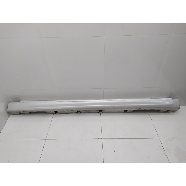 Spoiler Lateral Esquerdo Nissan Tiida 2011