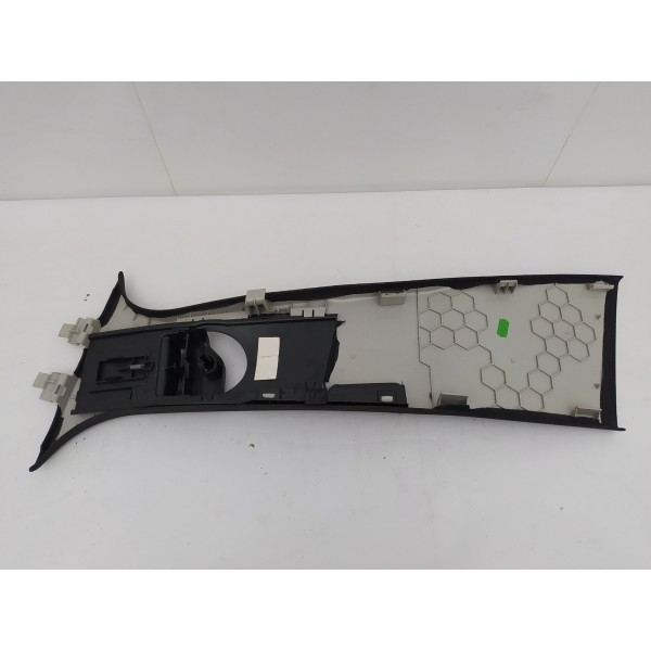 Acabamento Coluna Direita Cinto C180 2016 A2056901030