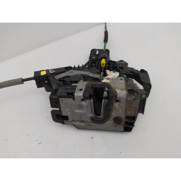 Fechadura Porta Dianteira Direita Mercedes Benz C180 2016