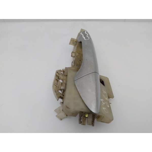 Maçaneta Externa Dianteira Direita Hyundai I30 2014 Detalhe