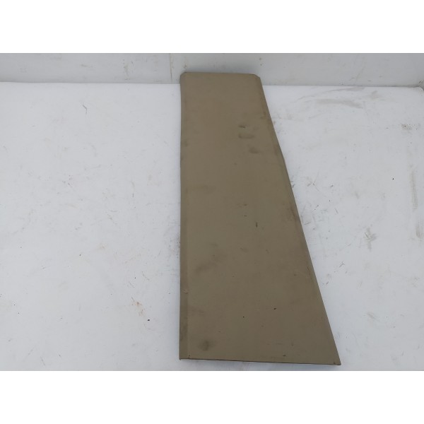 Acabamento Coluna Esquerda Land Rover Discovery 4 2011