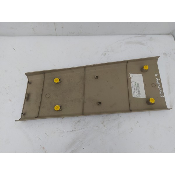 Acabamento Coluna Direita Land Rover Discovery 4 2011