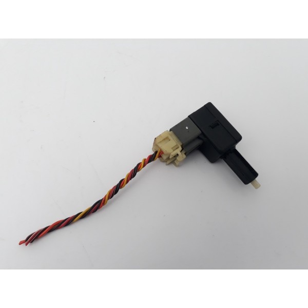Interruptor Pedal Luz Freio Hyundai Hr 2.5 2010 2011