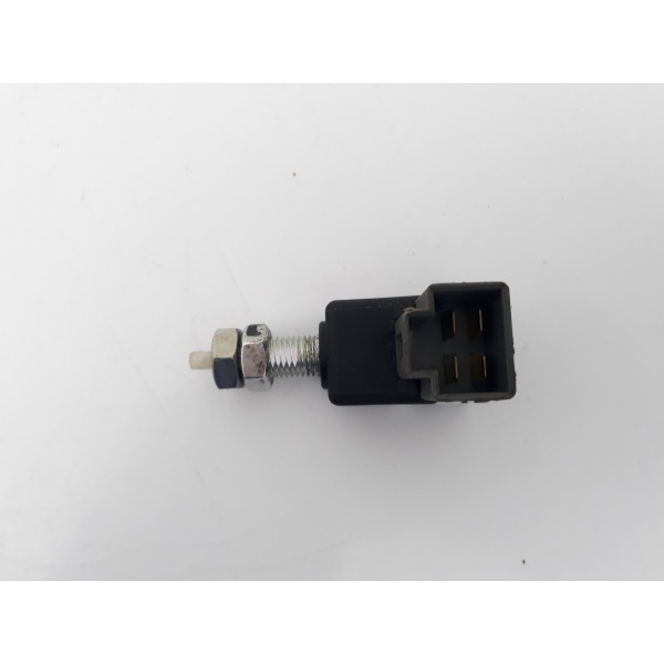 Interruptor Pedal Luz Freio Kia Cerato 2010 2011