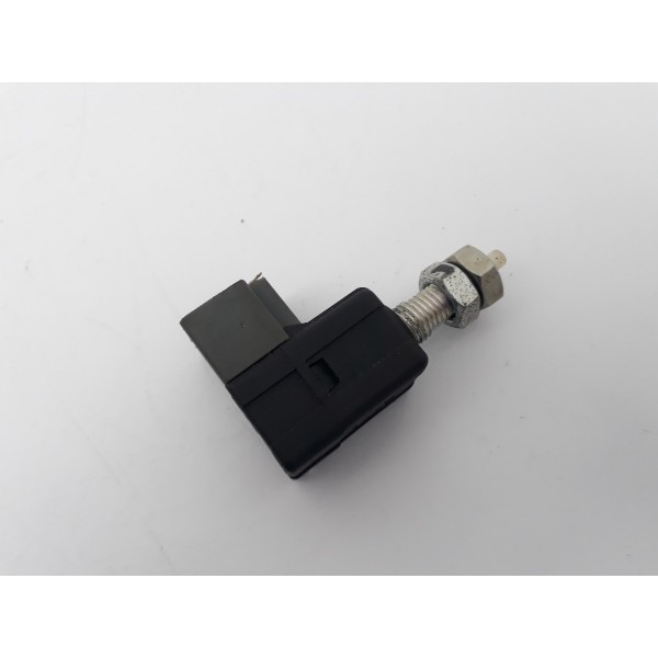 Interruptor Pedal Luz Freio Kia Cerato 2010 2011