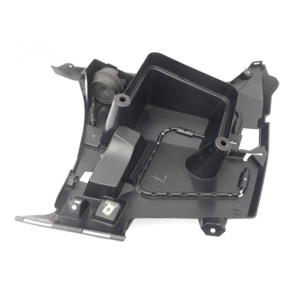 Suporte Guia Direito Parachoque Traseiro Bmw 535i Gt 2012