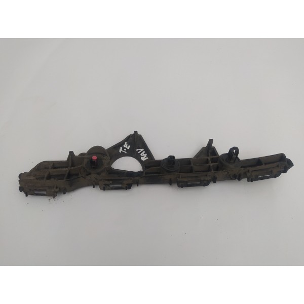 Guia Esquerdo Parachoque Traseiro Toyota Rav4 2013