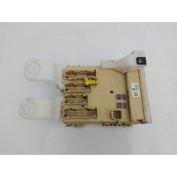 Caixa Fusível Toyota Rav4 2.0 2013 8922142130