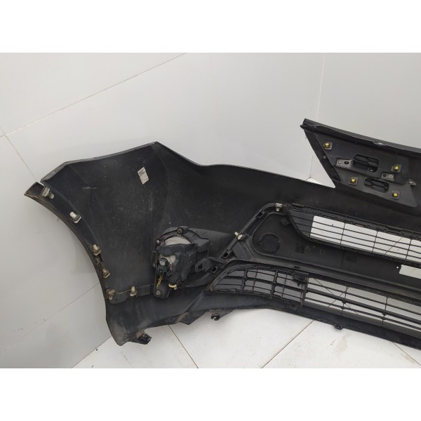 Parachoque Dianteiro Toyota Rav4 2013 Detalhe