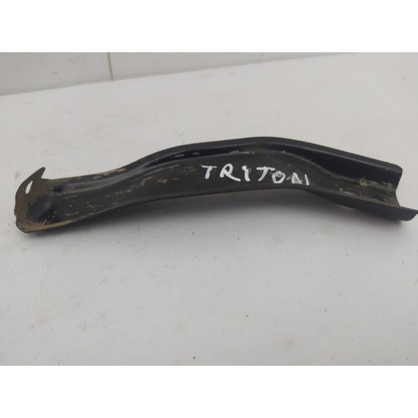 Suporte Dianteiro Direito Alma Parachoque L200 Triton 2013