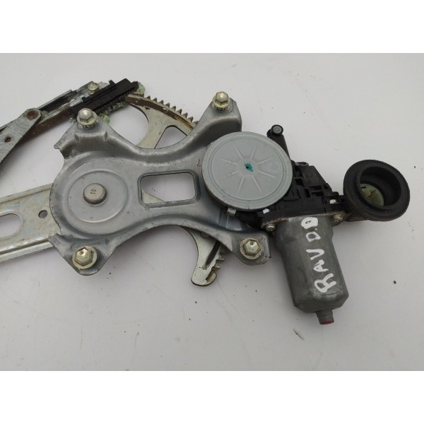 Máquina Vidro Dianteira Direita Toyota Rav4 2013