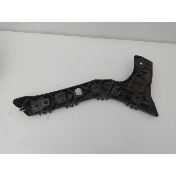 Suporte Guia Direito Parachoque Traseiro Ford Fusion 2016