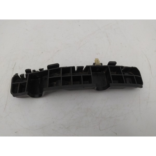 Guia Esquerdo Parachoque Dianteiro Hyundai Hb20 2014