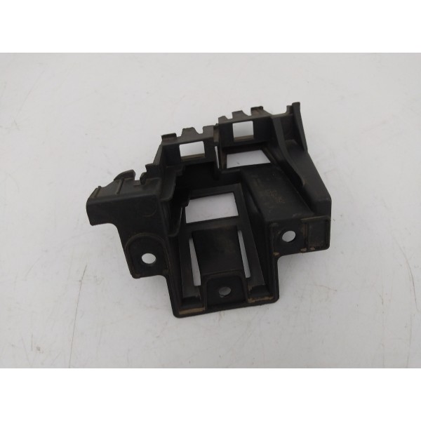 Guia Direito Parachoque Traseiro Vw Jetta 2014 5c6807394a