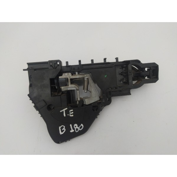 Maçaneta Externa Traseira Esquerda B180 B200 2010