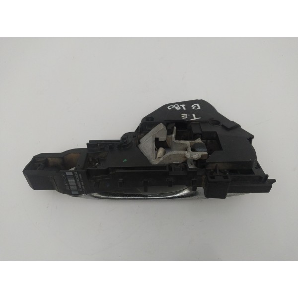 Maçaneta Externa Traseira Esquerda B180 B200 2010