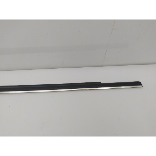 Pestana Externa Porta Traseira Esquerda B180 B200 2010