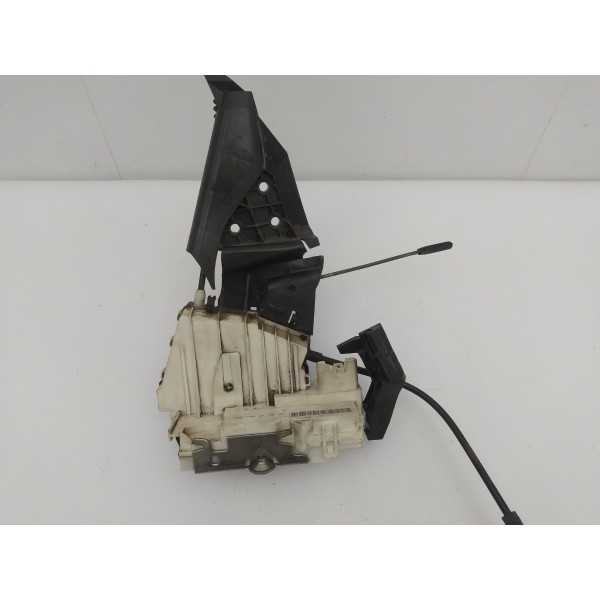 Fechadura Porta Traseira Esquerda B180 B200 2009 2010