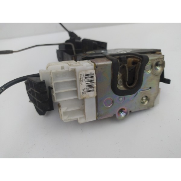 Fechadura Porta Traseira Esquerda B180 B200 2009 2010