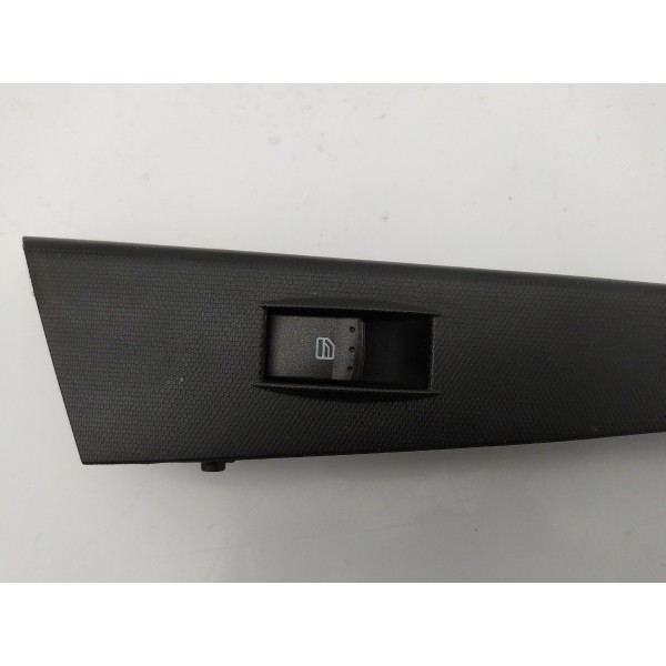 Botão Comando Vidro Traseiro Direito Ssangyong Korando 2011