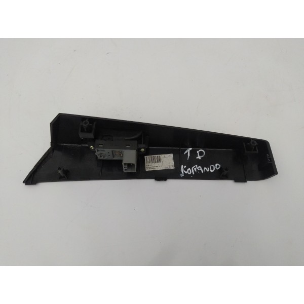 Botão Comando Vidro Traseiro Direito Ssangyong Korando 2011