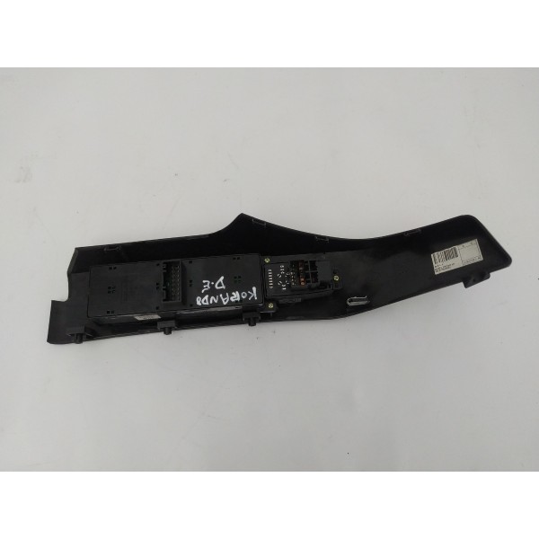 Botão Comando Vidro Dianteiro Esquerdo Korando 2011