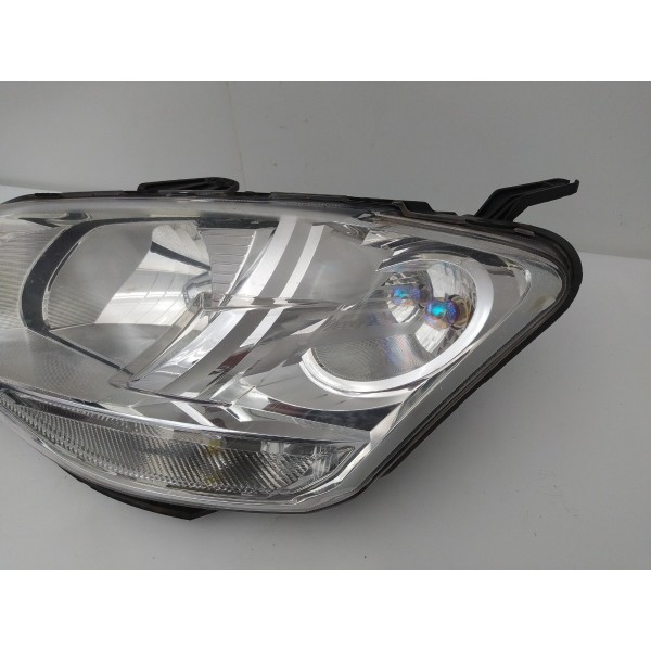 Farol Esquerdo Ssangyong Korando 2011 2012