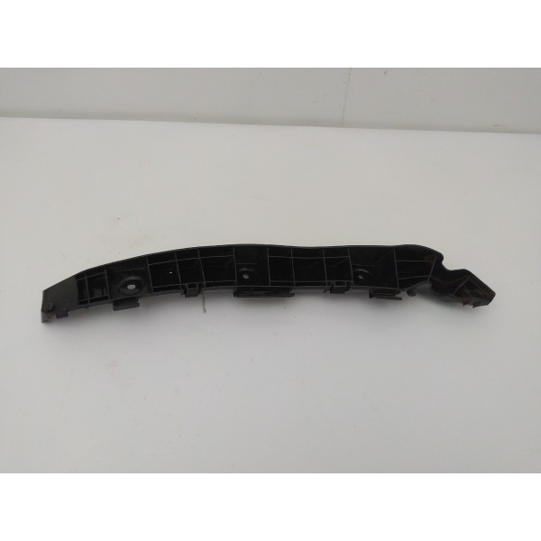 Guia Esquerdo Parachoque Traseiro Ssangyong Korando 2011