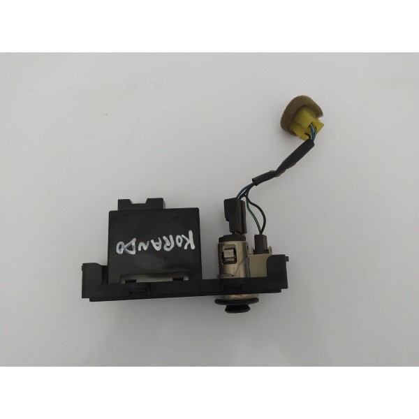 Entrada Usb Aux Acendedor Cigarro Ssangyong Korando 2011
