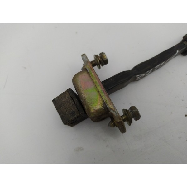 Limitador Porta Traseira Esquerda Pajero Full 2003 2004