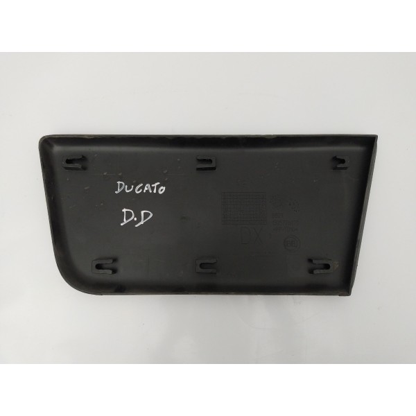 Friso Borrachão Dianteiro Direito Ducato 2021 1305776070