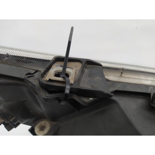 Farol Esquerdo Fiat Ducato 2020 2021 Detalhe