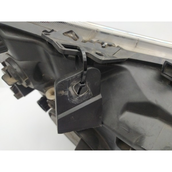 Farol Esquerdo Fiat Ducato 2020 2021 Detalhe