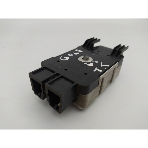 Módulo Amplificador Antena Vw Golf 2014 2015 5q0035570