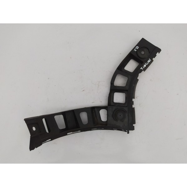 Guia Parachoque Traseiro Direito Volkswagen Tiguan 2011