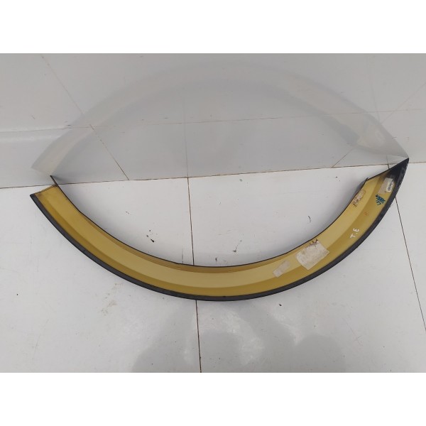 Aplique Alargador Paralama Traseiro Esquerdo Ml 63 Amg 2010