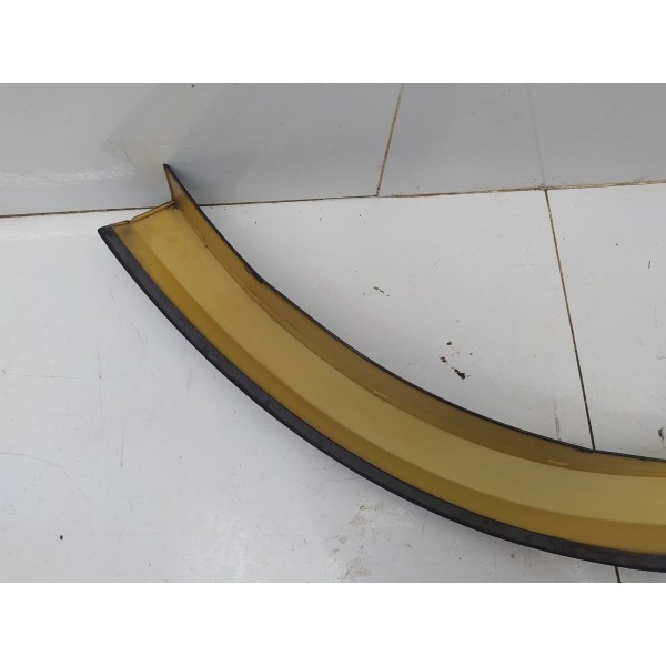 Aplique Alargador Paralama Traseiro Esquerdo Ml 63 Amg 2010