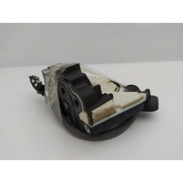 Fechadura Porta Traseira Esquerda Vw Golf Tsi 2014