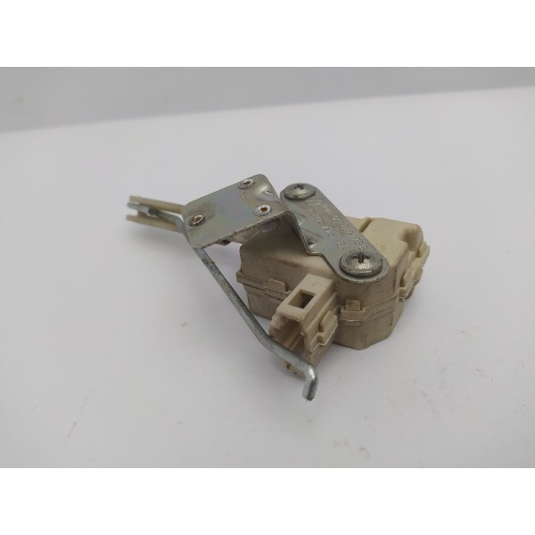 Atuador Trava Elétrica Tampa Traseira Vw Fox 2011 2012 2013