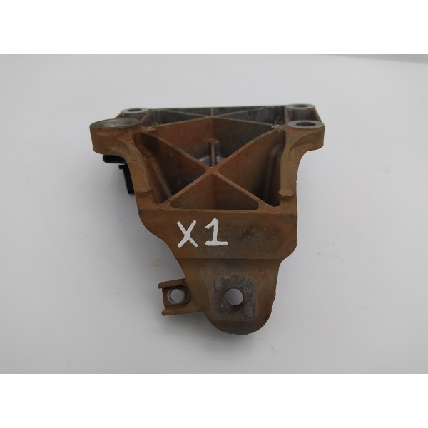 Suporte Motor Esquerdo Bmw X1 6cc 2010 2011 2012 13807410