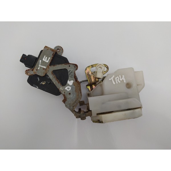 Fechadura Porta Traseira Esquerda Pajero Tr4 2006 2007