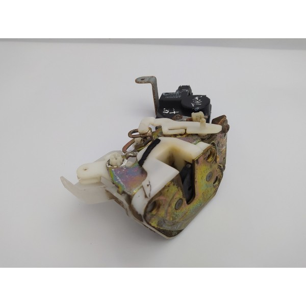 Fechadura Porta Traseira Esquerda Pajero Tr4 2006 2007